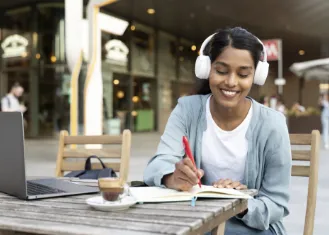 how-can-indian-students-study-in-australia-after-the-12th-grade
