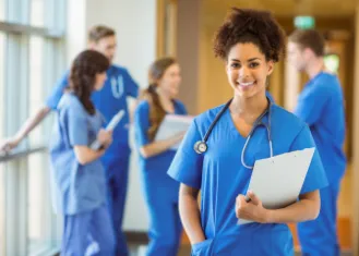 how-to-turn-into-a-leader-in-the-nursing-field-through-nursing-leadership-programs